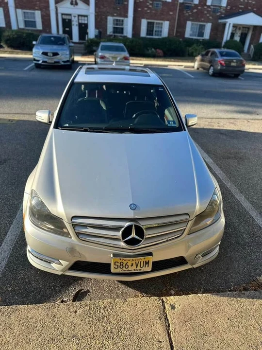 2013 Mercedes-Benz W204 C-Class - Image 2 of 12
