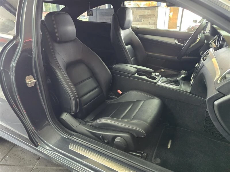 2013 Mercedes-Benz W204 C-Class - Image 12 of 19