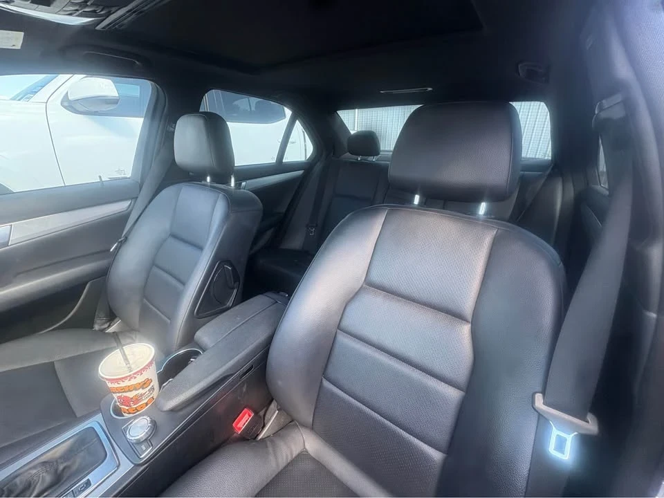 2013 Mercedes-Benz W204 C-Class - Image 11 of 17