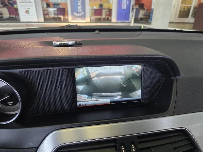 2013 Mercedes-Benz W204 C-Class - Image 16 of 19