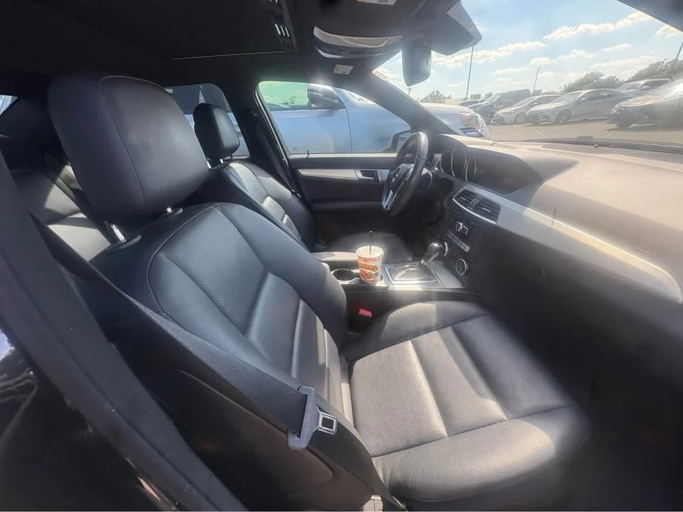 2013 Mercedes-Benz W204 C-Class - Image 16 of 17