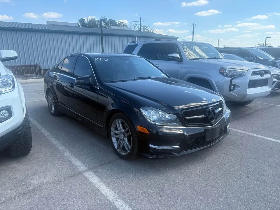 2013 Mercedes-Benz W204 C-Class - Image 3 of 17