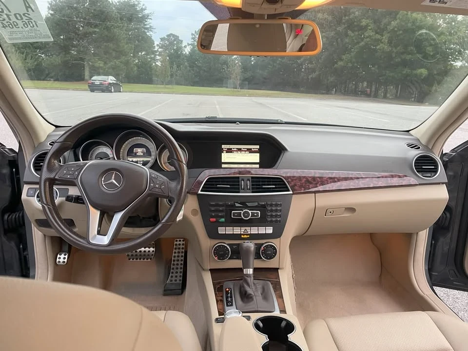 2013 Mercedes-Benz W204 C-Class - Image 6 of 8