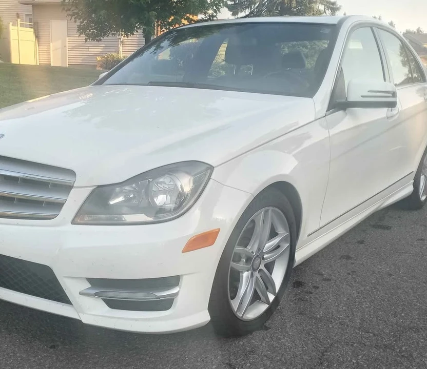 2013 Mercedes-Benz W204 C-Class - Image 3 of 4