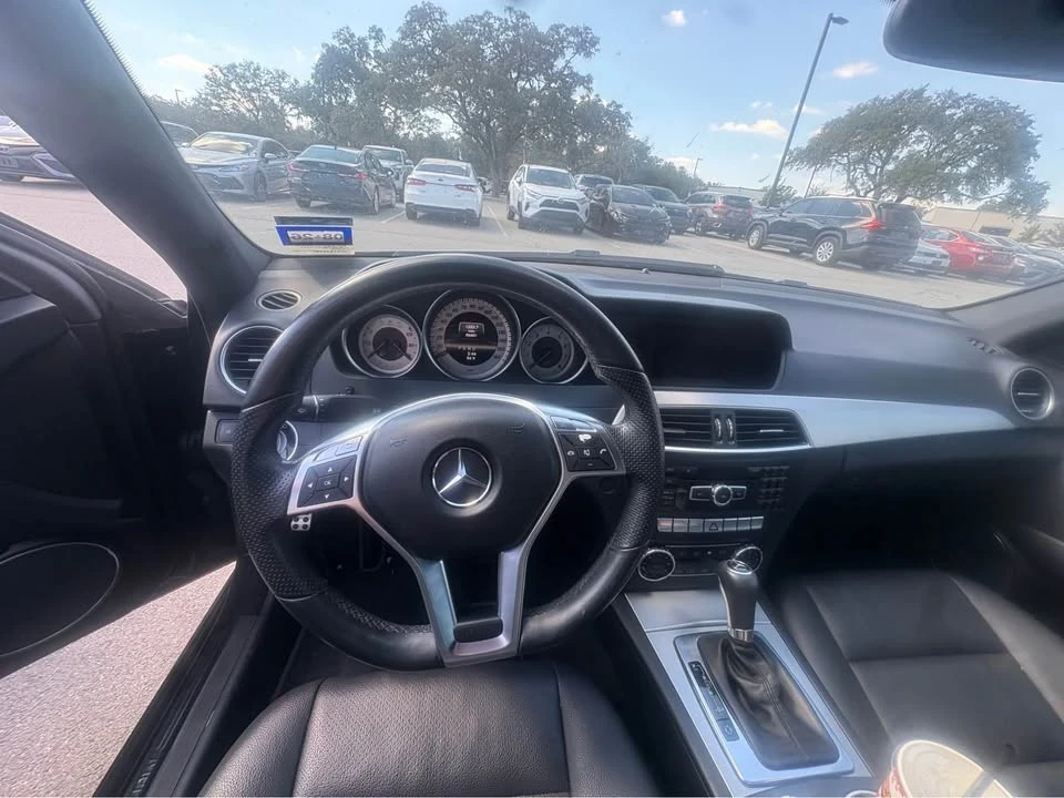 2013 Mercedes-Benz W204 C-Class - Image 10 of 17