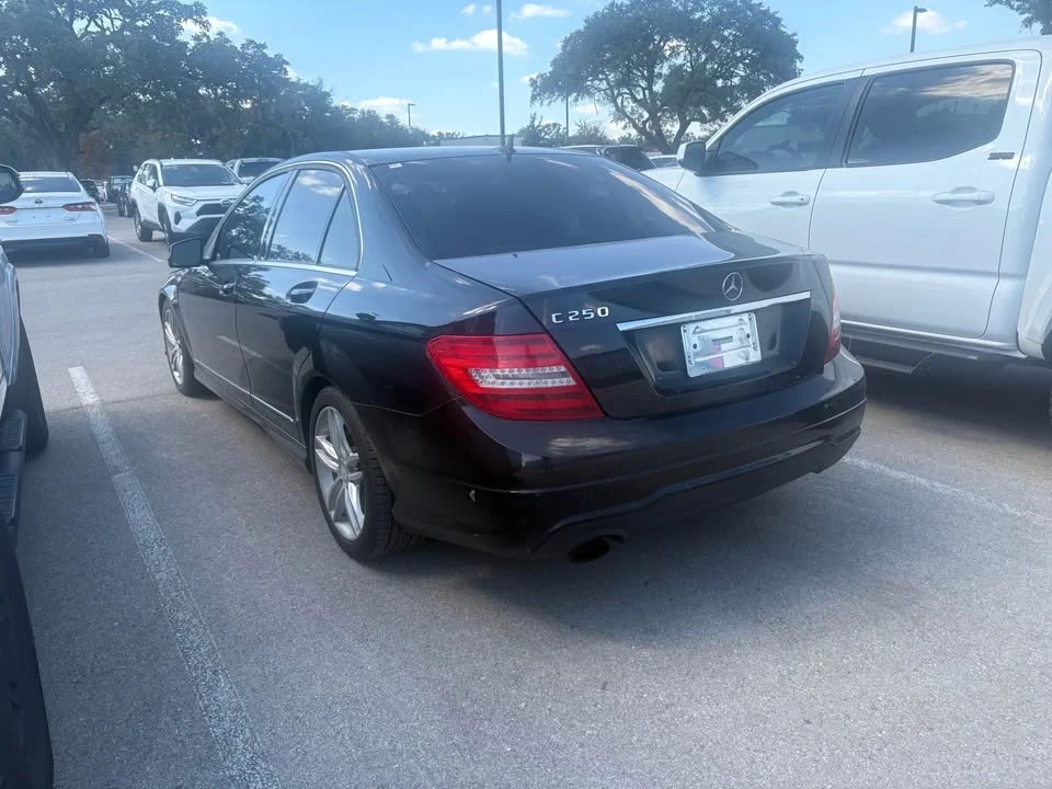 2013 Mercedes-Benz W204 C-Class - Image 6 of 17