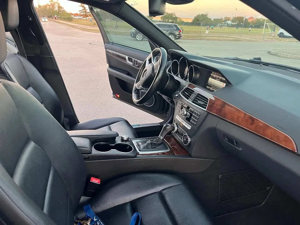 2013 Mercedes-Benz W204 C-Class - Image 12 of 20