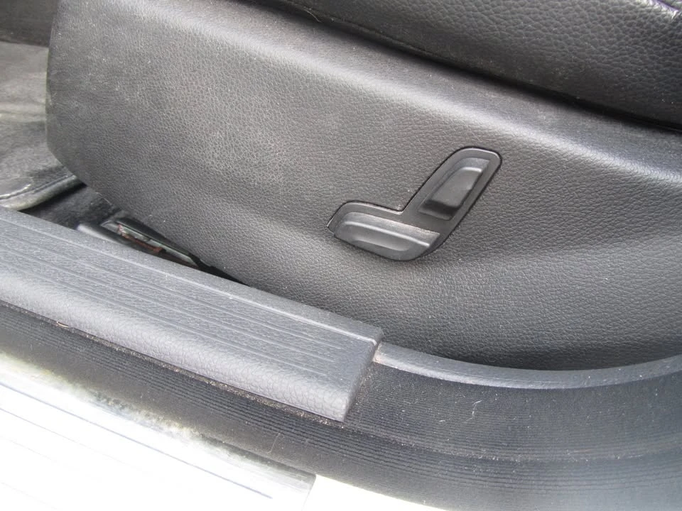 2013 Mercedes-Benz W204 C-Class - Image 10 of 15