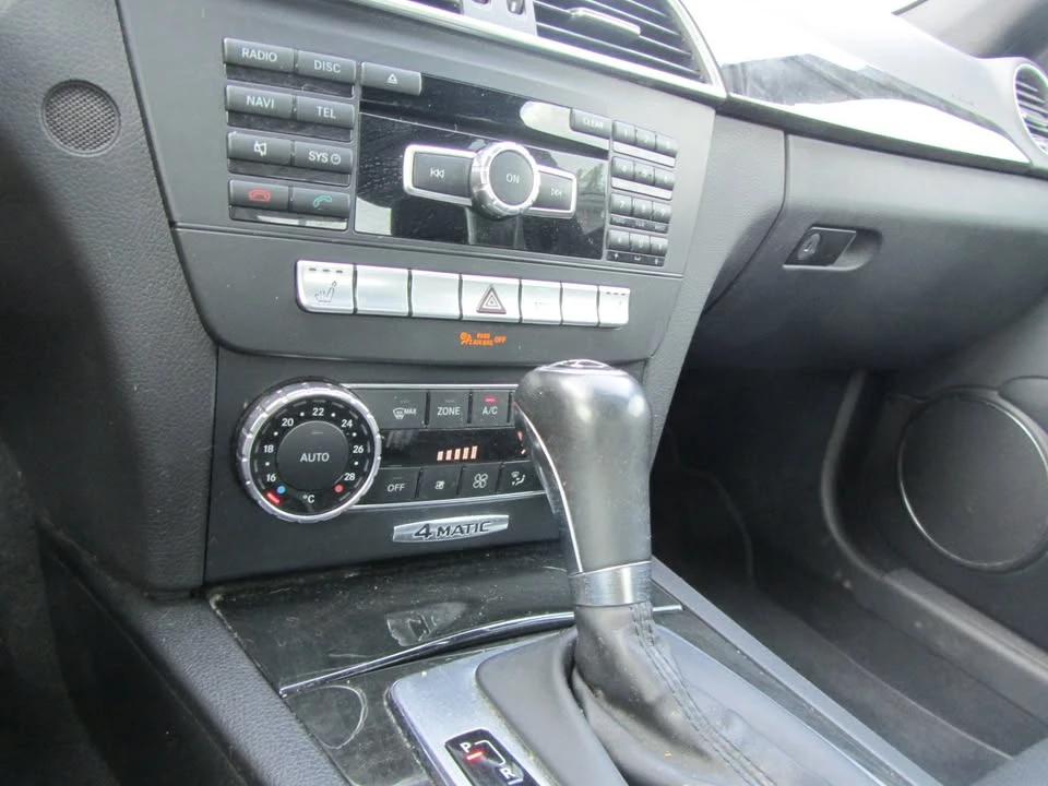 2013 Mercedes-Benz W204 C-Class - Image 11 of 15