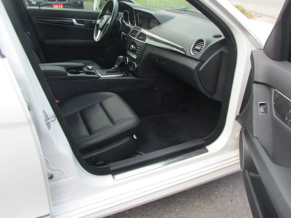 2013 Mercedes-Benz W204 C-Class - Image 8 of 15