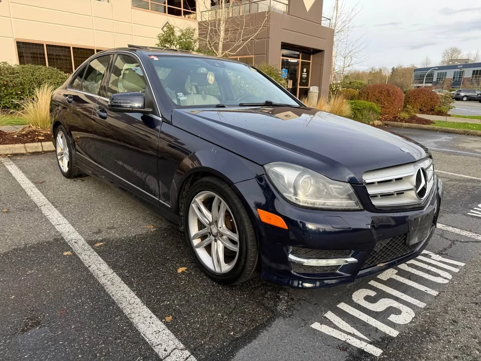 2013 Mercedes-Benz W204 C-Class - Image 2 of 9
