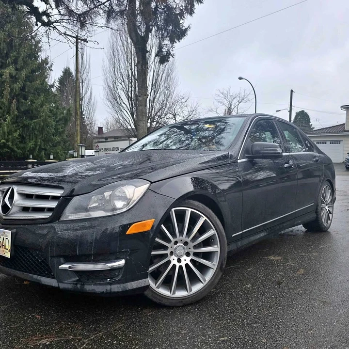 2013 Mercedes-Benz W204 C-Class - Image 2 of 8