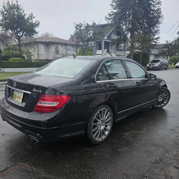2013 Mercedes-Benz W204 C-Class - Image 4 of 8