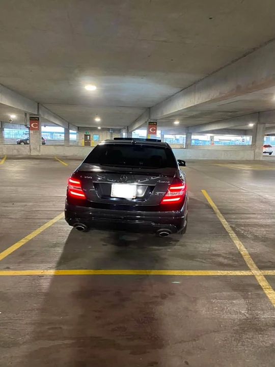 2013 Mercedes-Benz W204 C-Class - Image 3 of 17