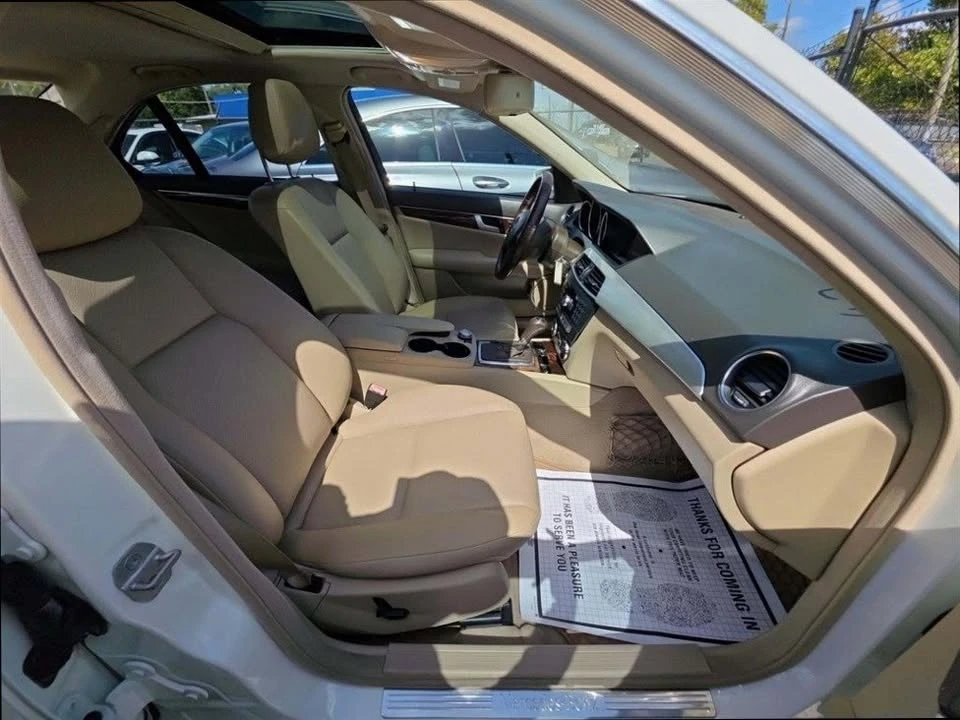 2013 Mercedes-Benz W204 C-Class - Image 6 of 11
