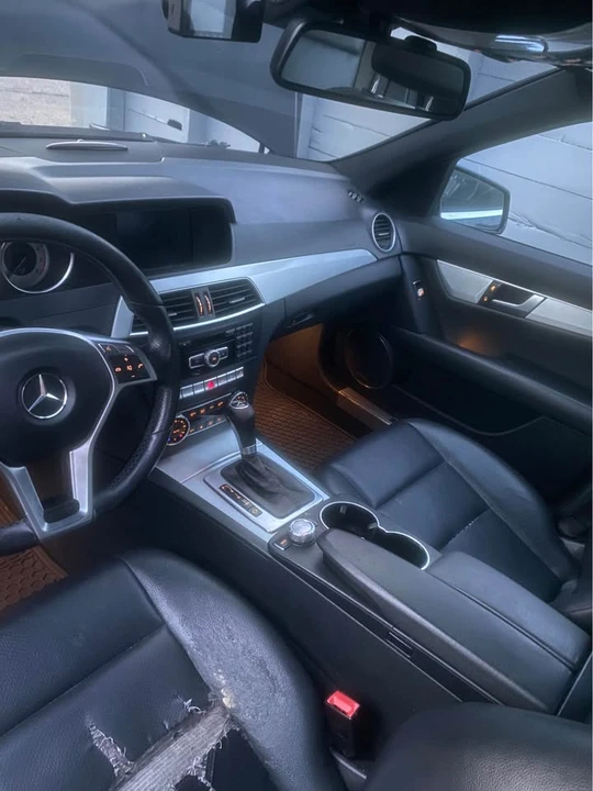 2013 Mercedes-Benz W204 C-Class - Image 7 of 17
