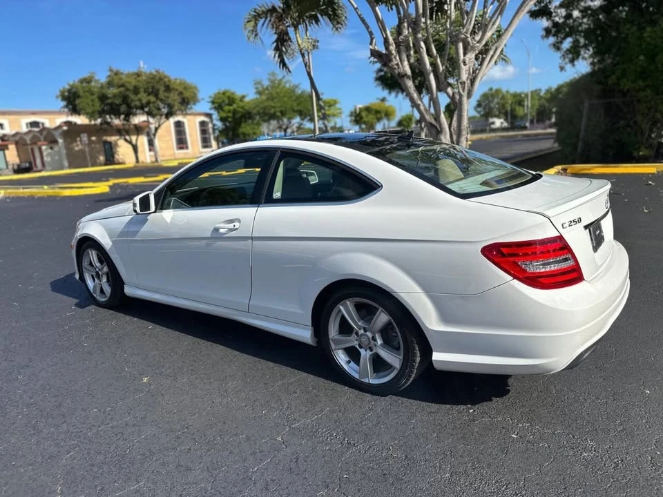 2013 Mercedes-Benz W204 C-Class - Image 16 of 16
