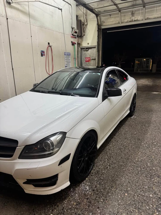 2013 Mercedes-Benz W204 C-Class - Image 3 of 10