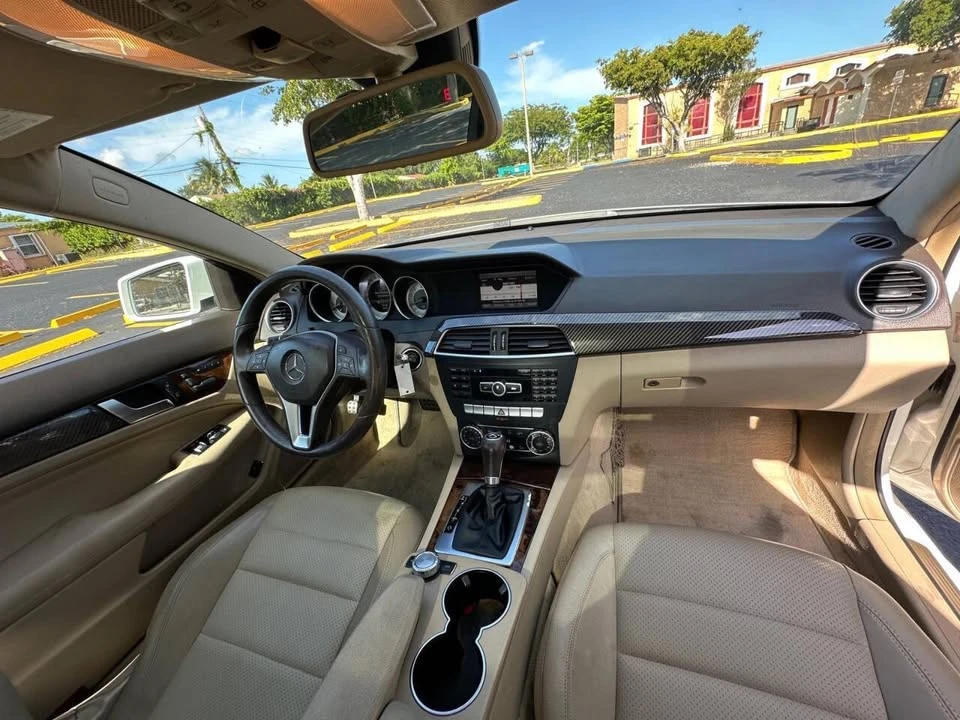 2013 Mercedes-Benz W204 C-Class - Image 8 of 16