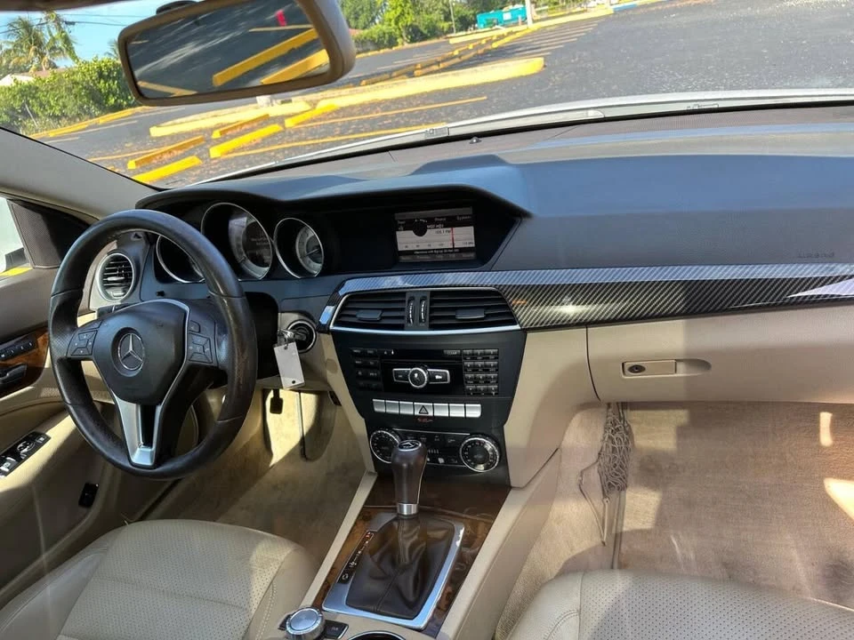 2013 Mercedes-Benz W204 C-Class - Image 7 of 16