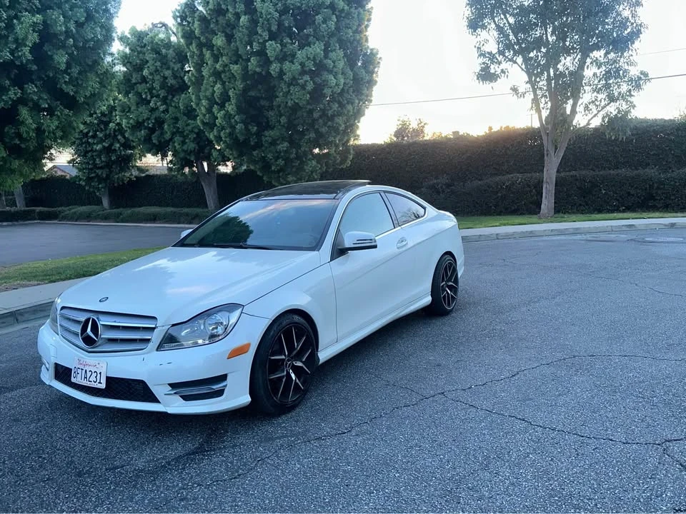 2013 Mercedes-Benz W204 C-Class - Image 2 of 20