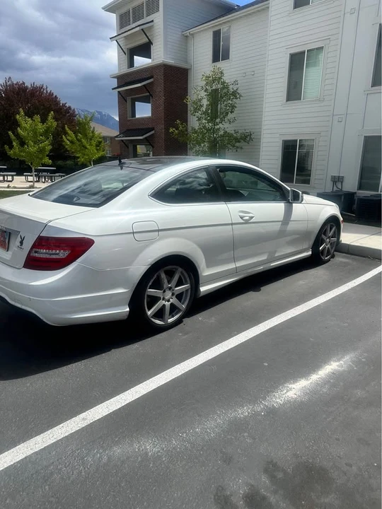 2013 Mercedes-Benz W204 C-Class - Image 4 of 6