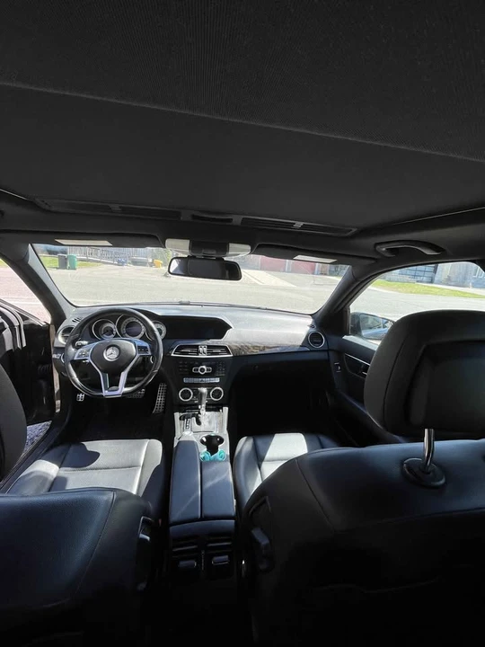 2013 Mercedes-Benz W204 C-Class - Image 9 of 11