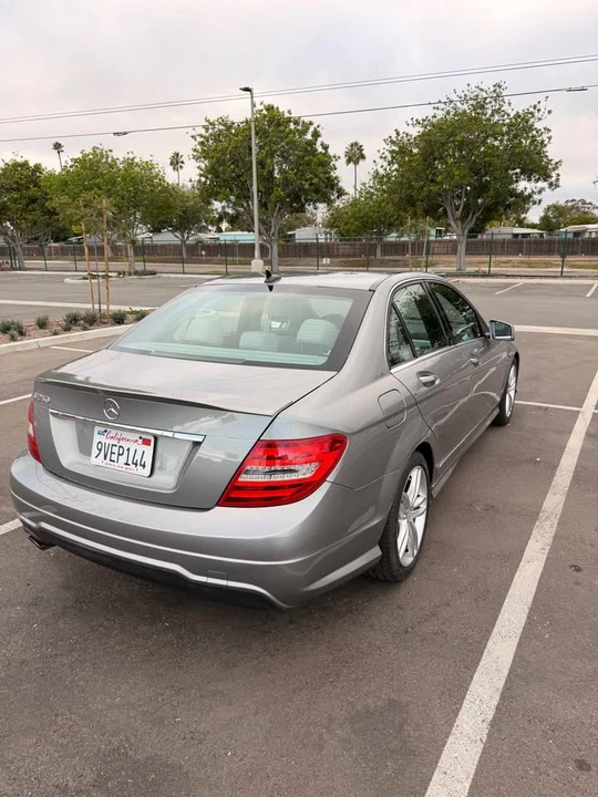2013 Mercedes-Benz W204 C-Class - Image 8 of 18