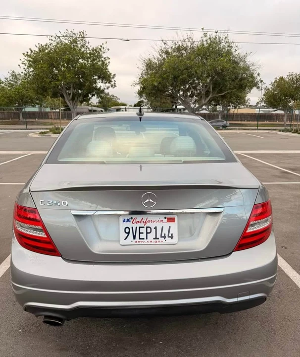 2013 Mercedes-Benz W204 C-Class - Image 6 of 18