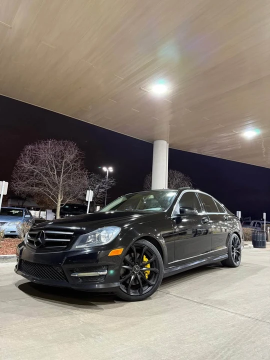 2013 Mercedes-Benz W204 C-Class - Image 9 of 14