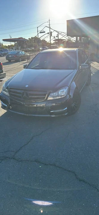 2013 Mercedes-Benz W204 C-Class - Image 2 of 3