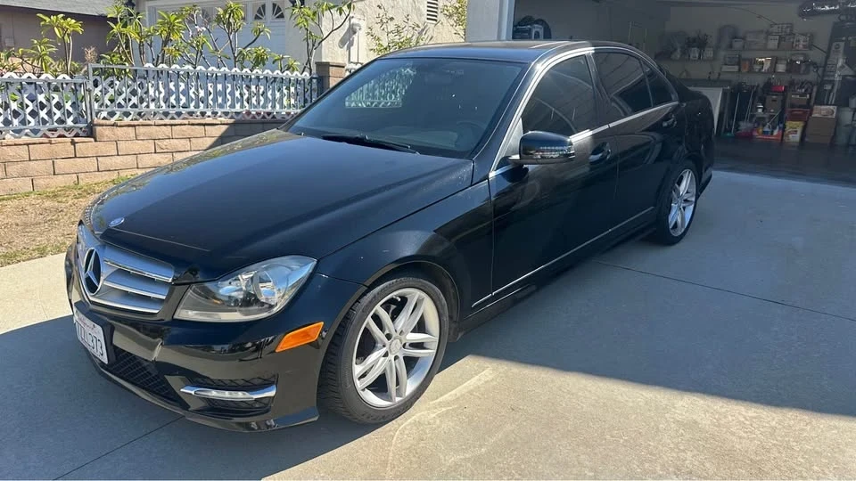 2013 Mercedes-Benz W204 C-Class - Image 3 of 15