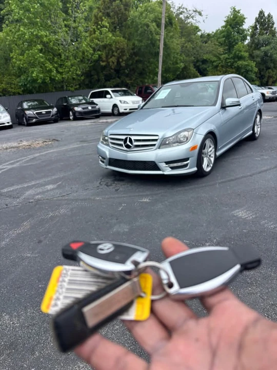 2013 Mercedes-Benz W204 C-Class - Image 8 of 10