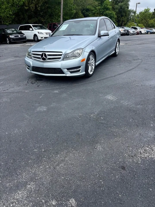 2013 Mercedes-Benz W204 C-Class - Image 9 of 10