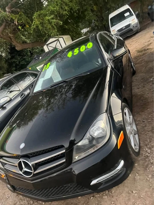 2013 Mercedes-Benz W204 C-Class - Image 2 of 13