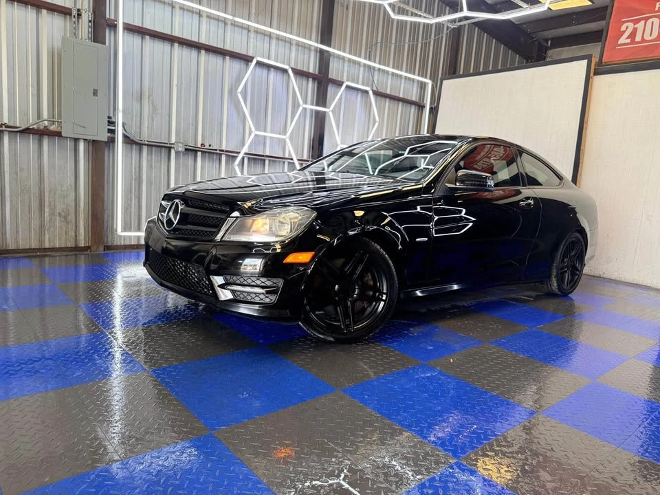 2013 Mercedes-Benz W204 C-Class - Image 2 of 10