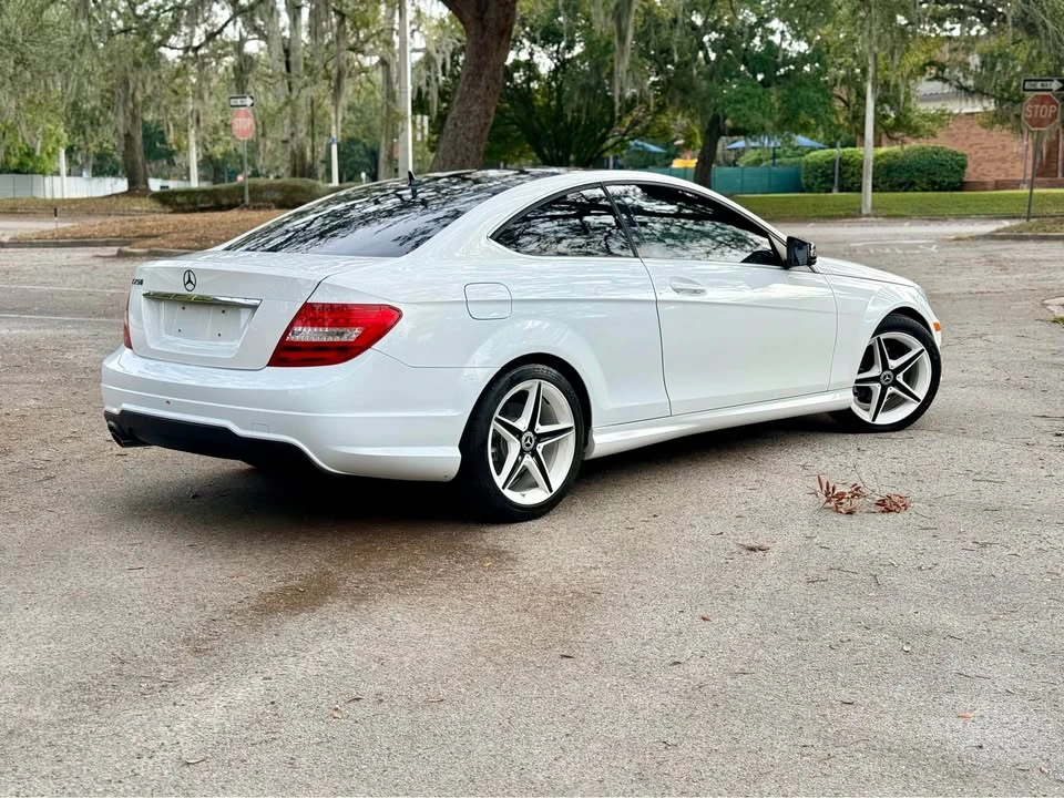 2013 Mercedes-Benz W204 C-Class - Image 4 of 12