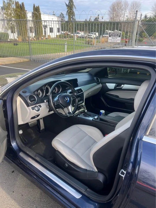 2013 Mercedes-Benz W204 C-Class - Image 7 of 9