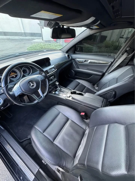2013 Mercedes-Benz W204 C-Class - Image 8 of 13