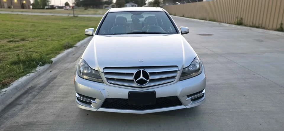 2013 Mercedes-Benz W204 C-Class - Image 6 of 19