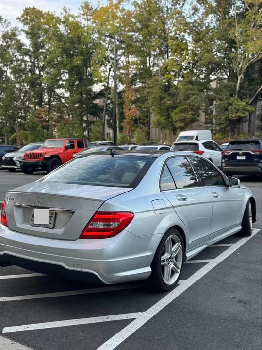 2013 Mercedes-Benz W204 C-Class - Image 3 of 11