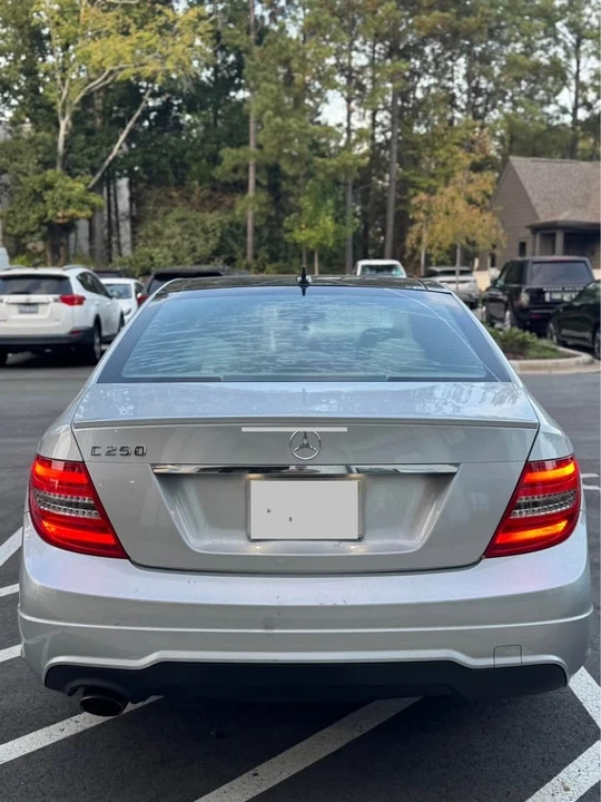 2013 Mercedes-Benz W204 C-Class - Image 4 of 11