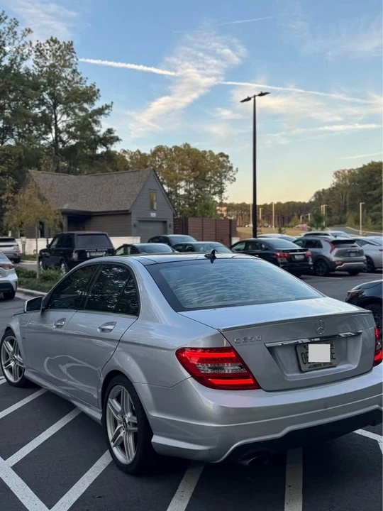 2013 Mercedes-Benz W204 C-Class - Image 5 of 11