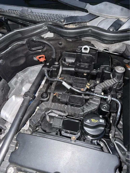 2013 Mercedes-Benz W204 C-Class - Image 14 of 19