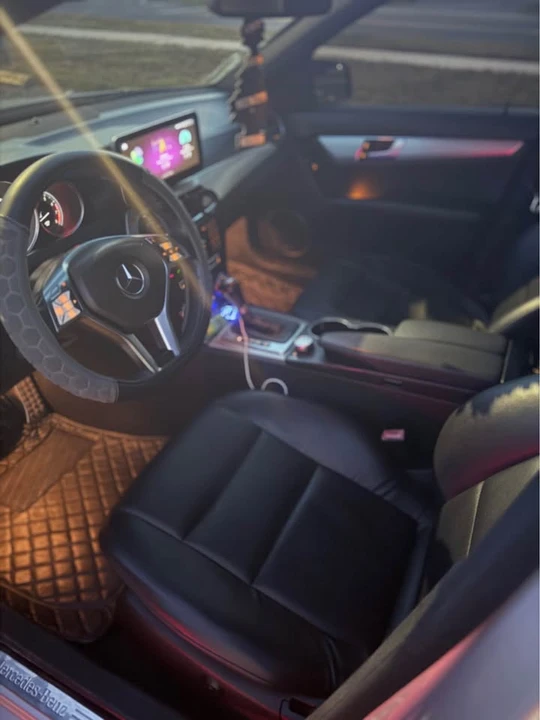 2013 Mercedes-Benz W204 C-Class - Image 4 of 12