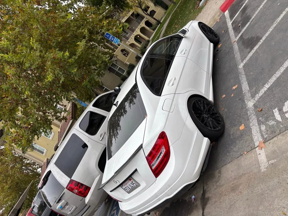 2013 Mercedes-Benz W204 C-Class - Image 4 of 4