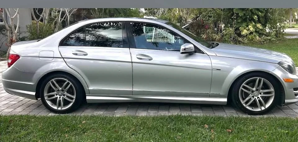 2013 Mercedes-Benz W204 C-Class - Image 6 of 11