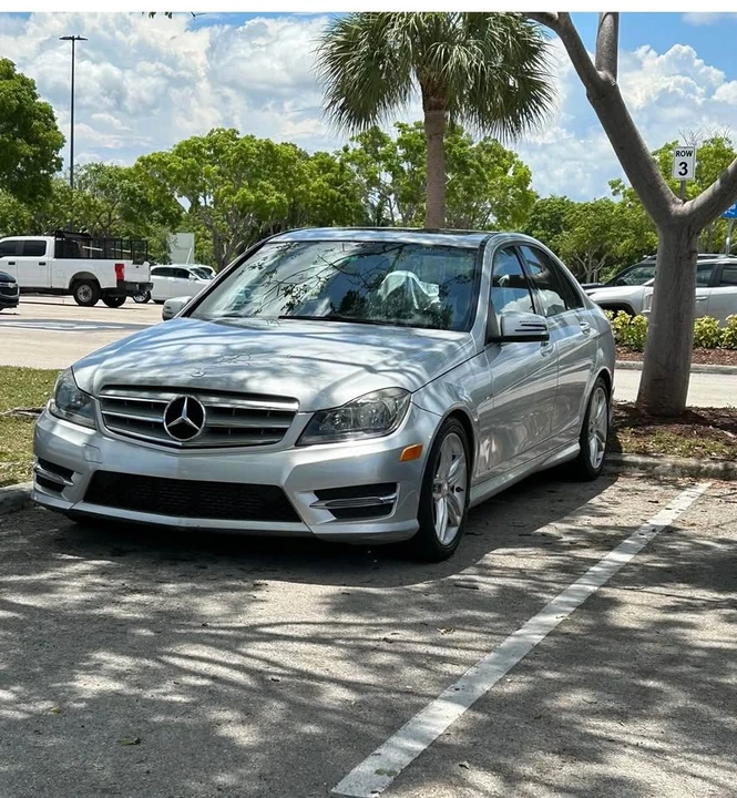 2013 Mercedes-Benz W204 C-Class - Image 4 of 11