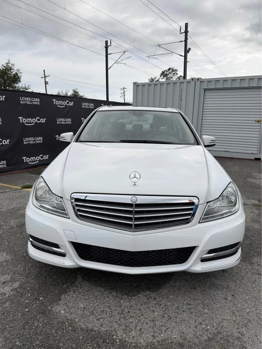 2013 Mercedes-Benz W204 C-Class - Image 3 of 19