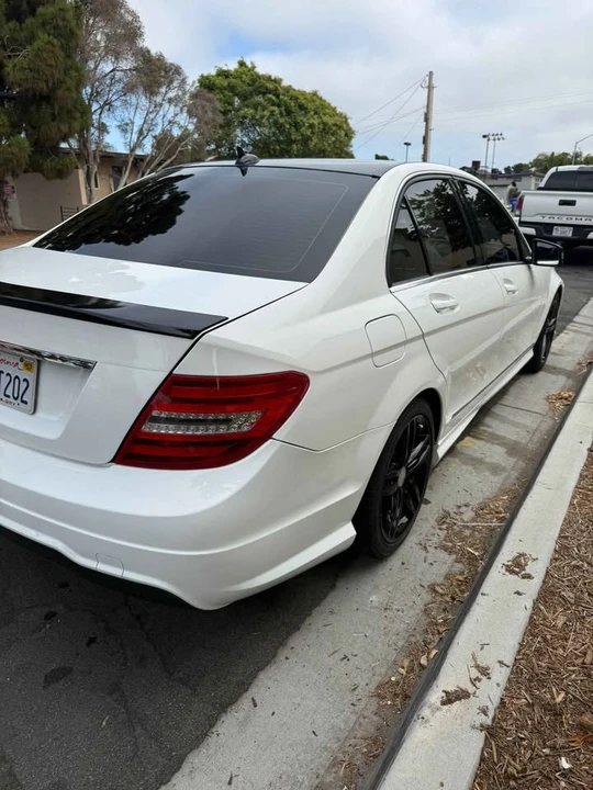 2013 Mercedes-Benz W204 C-Class - Image 5 of 11